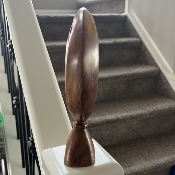 Women and moon wood carving - Picture 7 of 9